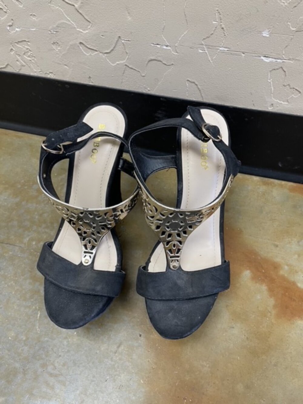 Bamboo Black Wedge with Gold Sandal Plate
